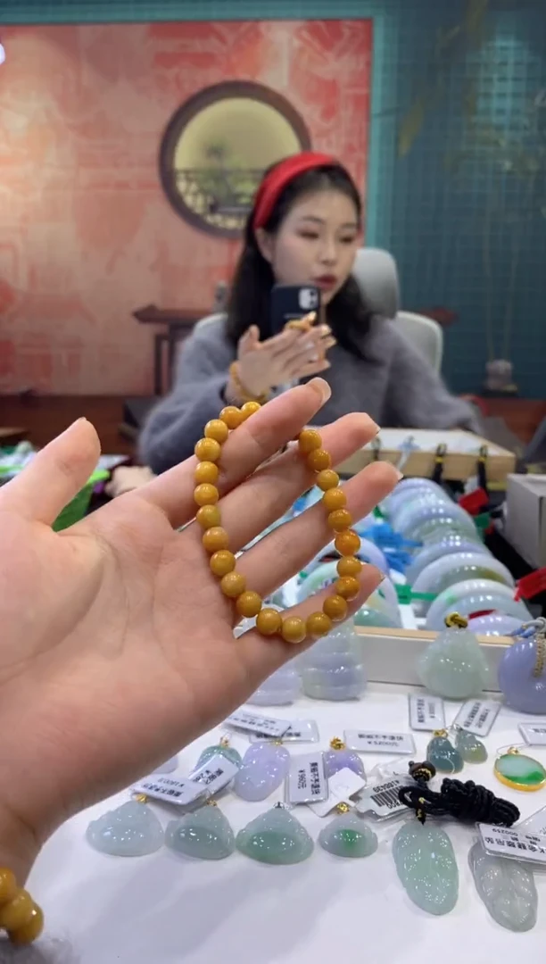 【闪购商品】翡翠手串未镶嵌多人17719