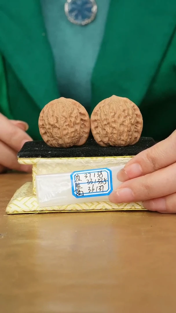 把件文玩核桃非嫁接将军帽