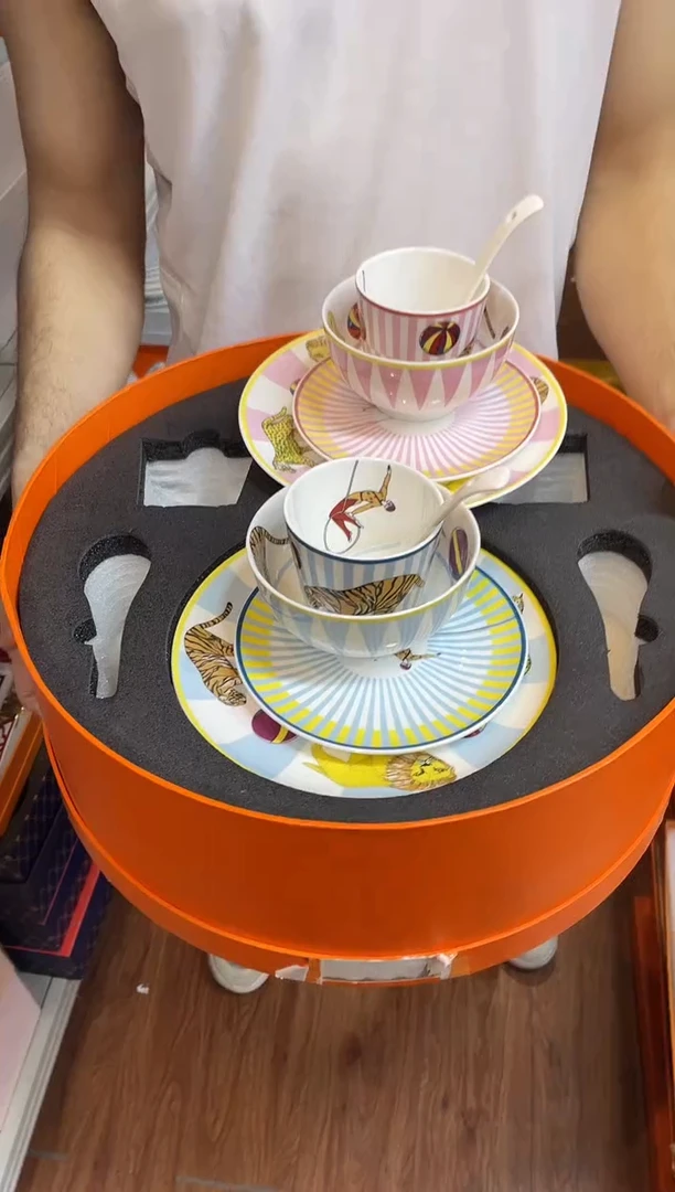 杯鸿辉家品牌瓷器，京东包邮！