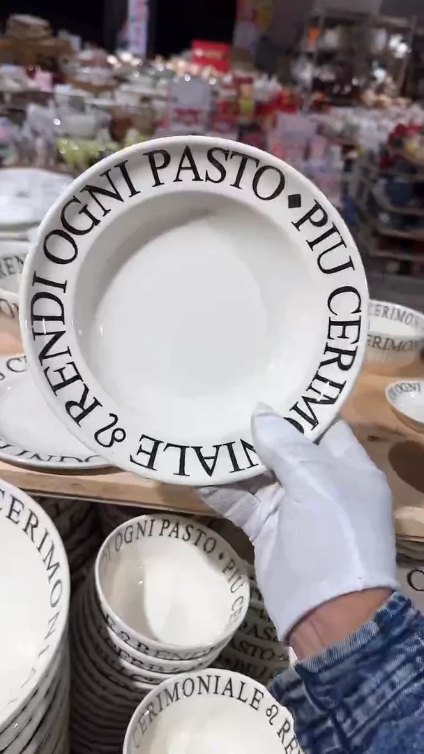 陶瓷字母草帽深盘微瑕 凑满20元包邮