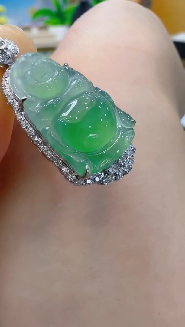 翡翠18K金镶嵌吊坠(不含链)多样性团购发一件