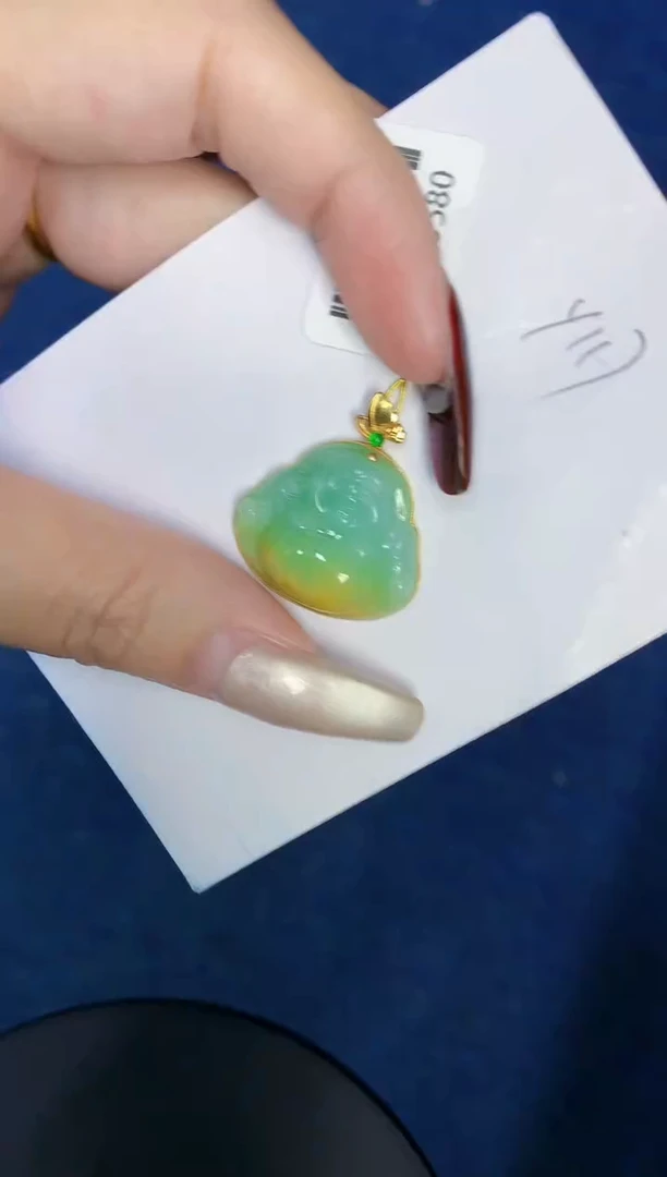 【闪购商品】翡翠颈饰18K金镶嵌00000000000