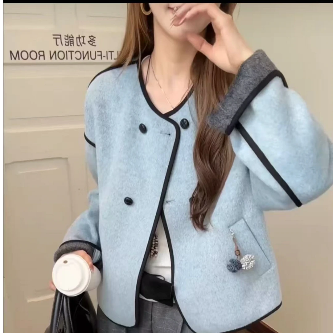 155S1811短款厚长袖排扣女短外套线条拼接秋季宽松型直下摆