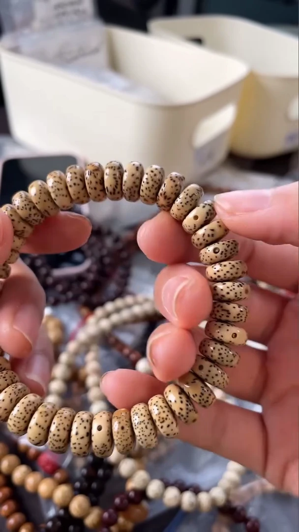 星月菩提手串精工级陈籽药片11*6手串（白）