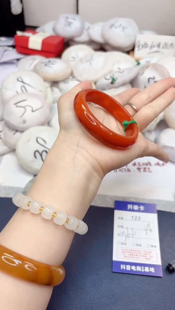 石英质玉手镯未镶嵌122-玛瑙-圈口56