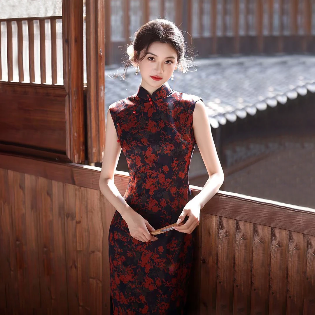 红色新中式优雅高级感无袖改良旗袍2025年新款复古修身气质连衣裙