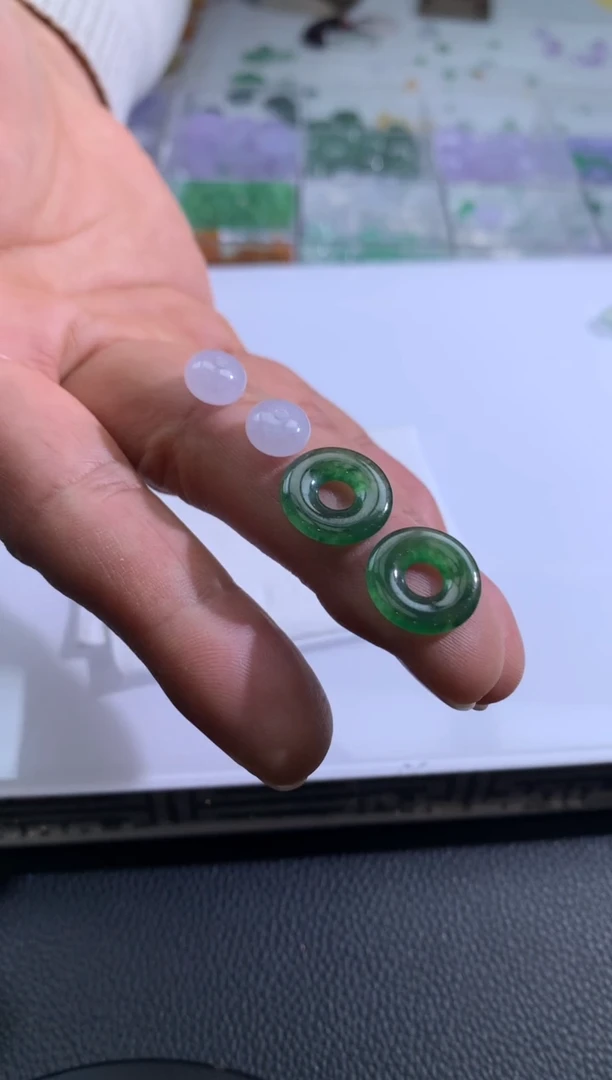 【闪购商品】定制翡翠未镶嵌翡翠