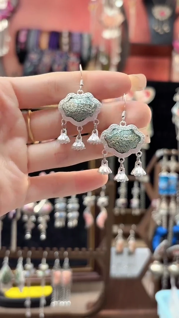 织绣 云织谣民族风精美饰品   236