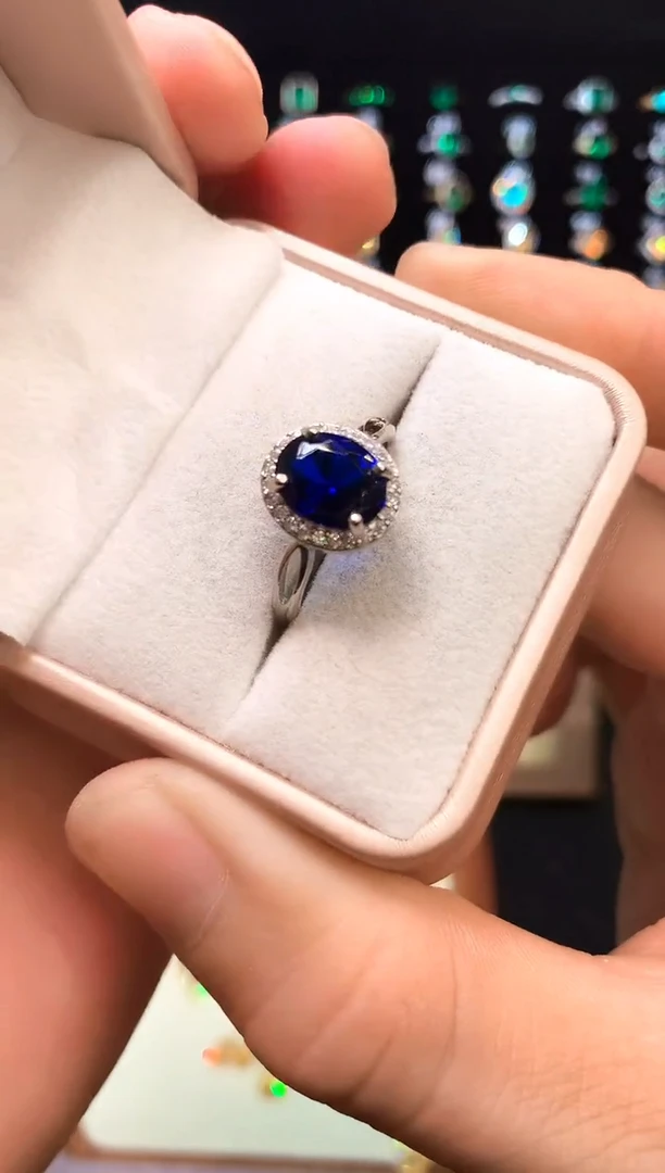 蓝宝石戒指银S925镶嵌......
