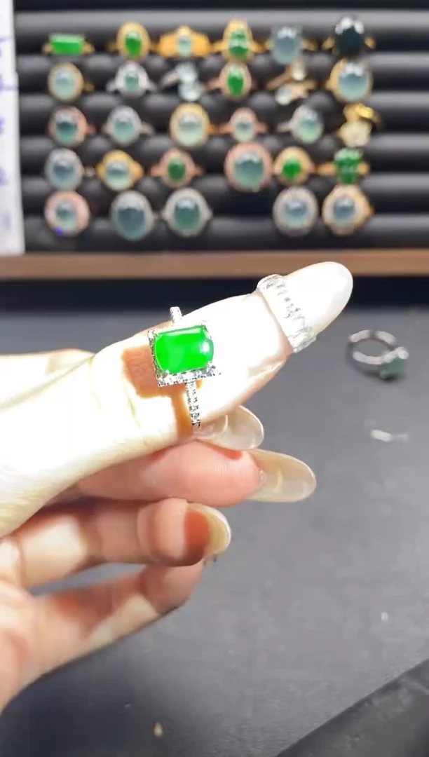 银S925镶嵌戒指翡翠51511