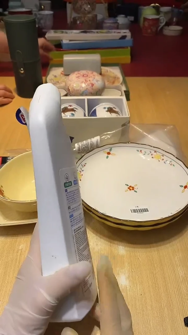 瓷片生活的本意是开心@@1