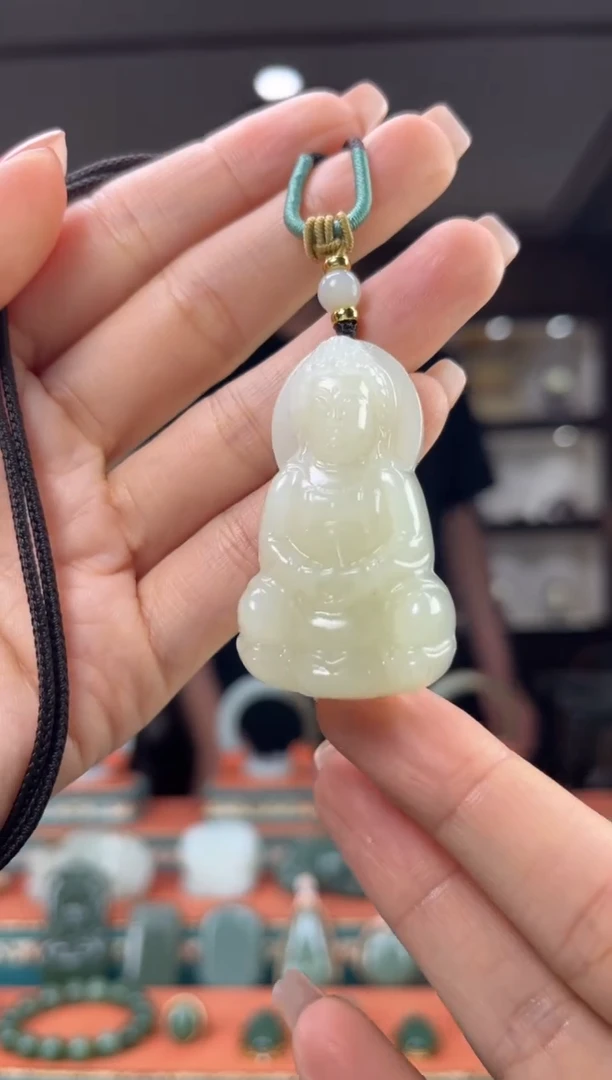 和田玉未镶嵌颈饰佩佩