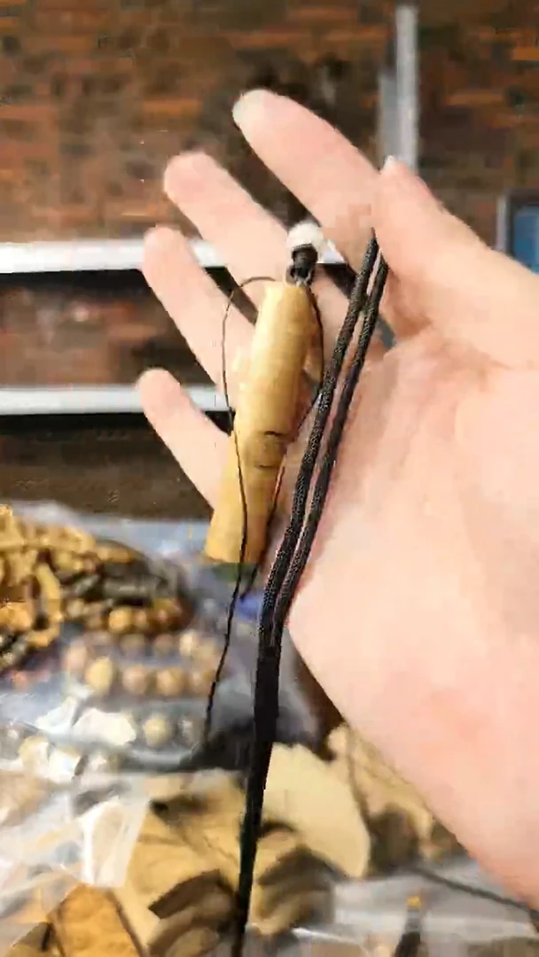 【闪购商品】金丝楠无事牌手把件