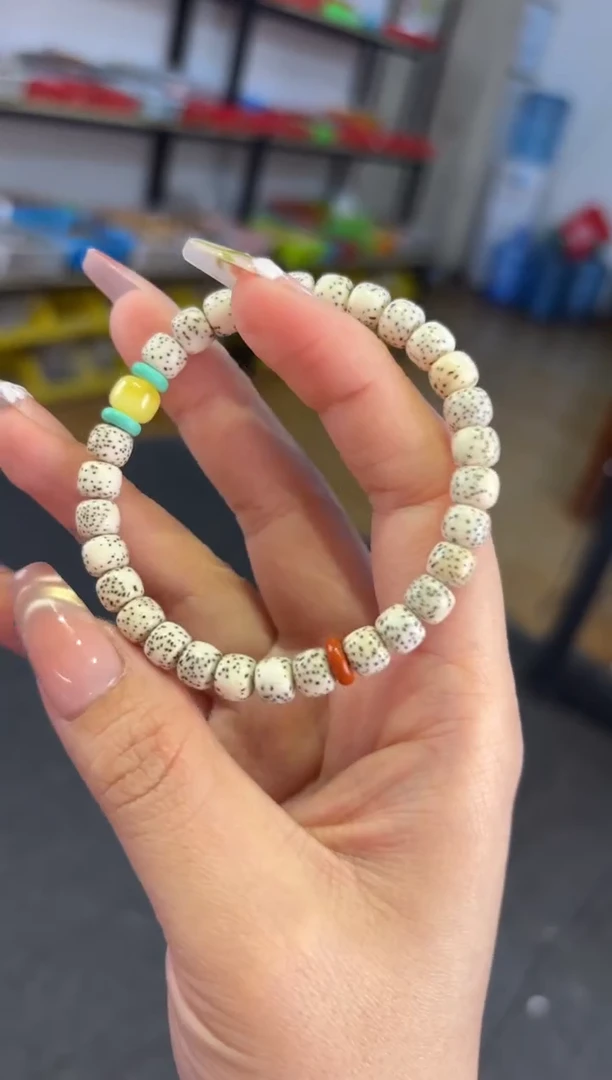 【闪购商品】蜜蜡手链未镶嵌 6*7河豚星月蜜蜡设计款