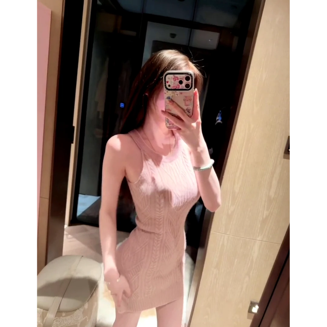 高级感巨好看无袖背心毛衣裙子内搭打底修身包臀性感针织连衣裙秋