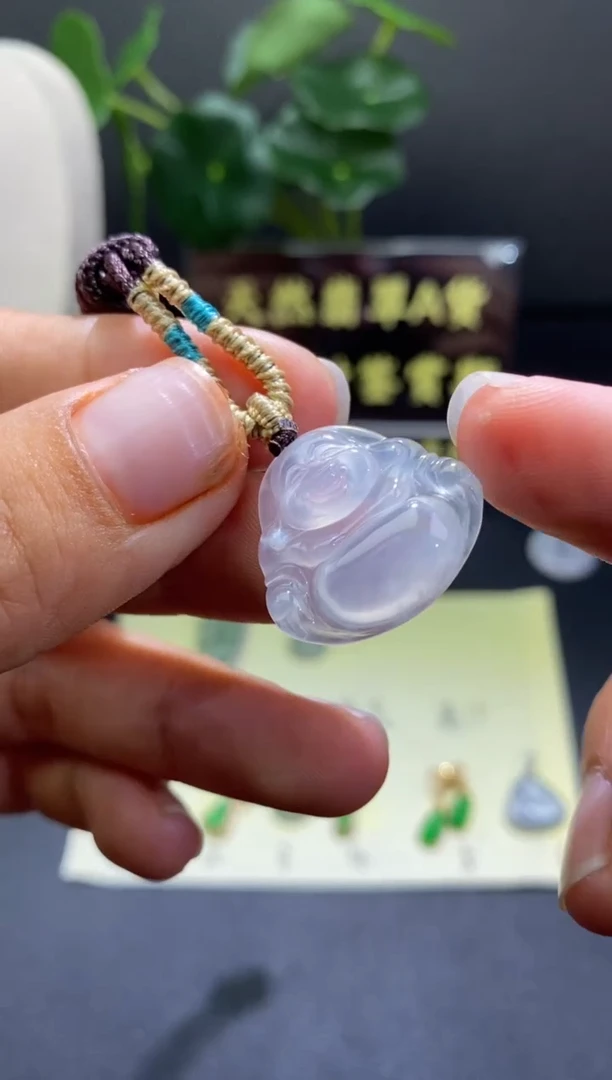 翡翠未镶嵌颈饰翡翠吊坠