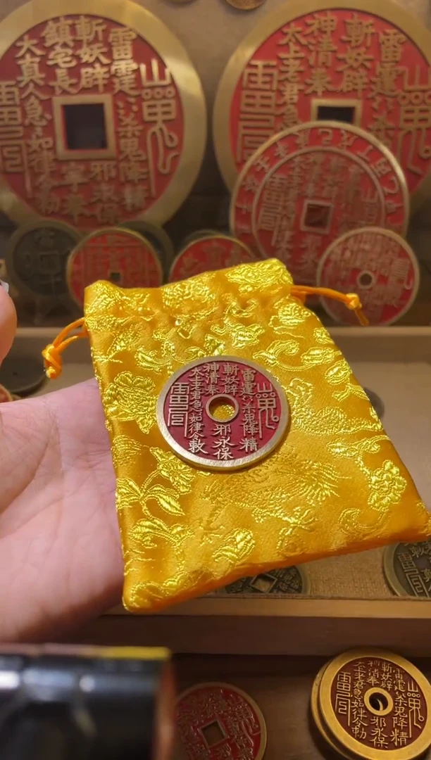 铜点砂赣炉圆当代翻砂工艺品+锦袋
