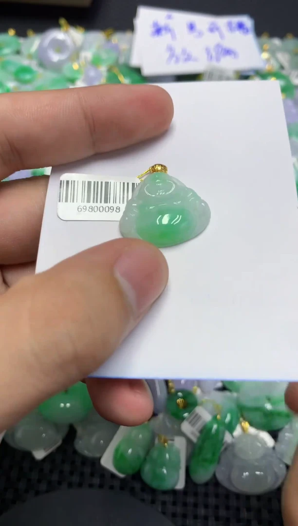 颈饰未镶嵌翡翠天然缅甸翡翠A货