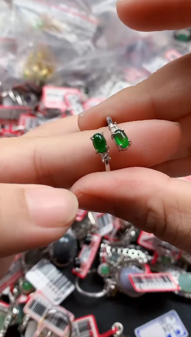 银S925镶嵌戒指翡翠天然A货缅甸翡翠