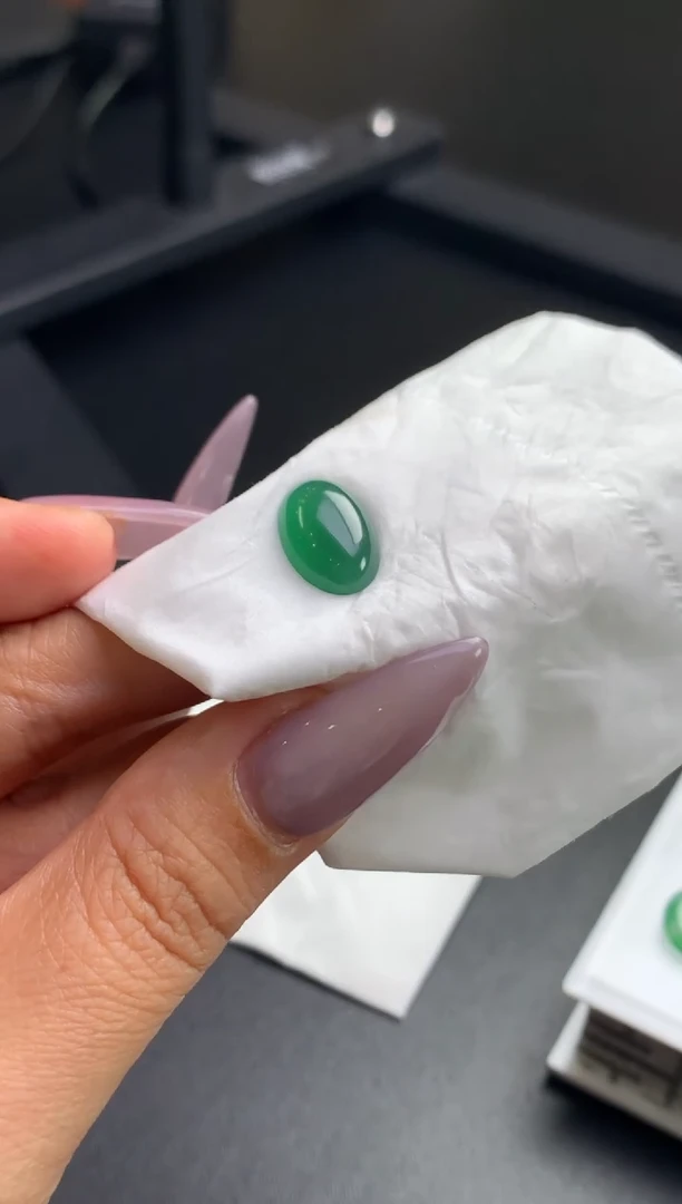 定制翡翠未镶嵌翡翠