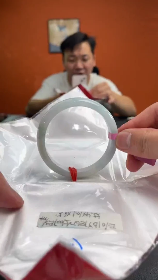 未镶嵌手镯翡翠55