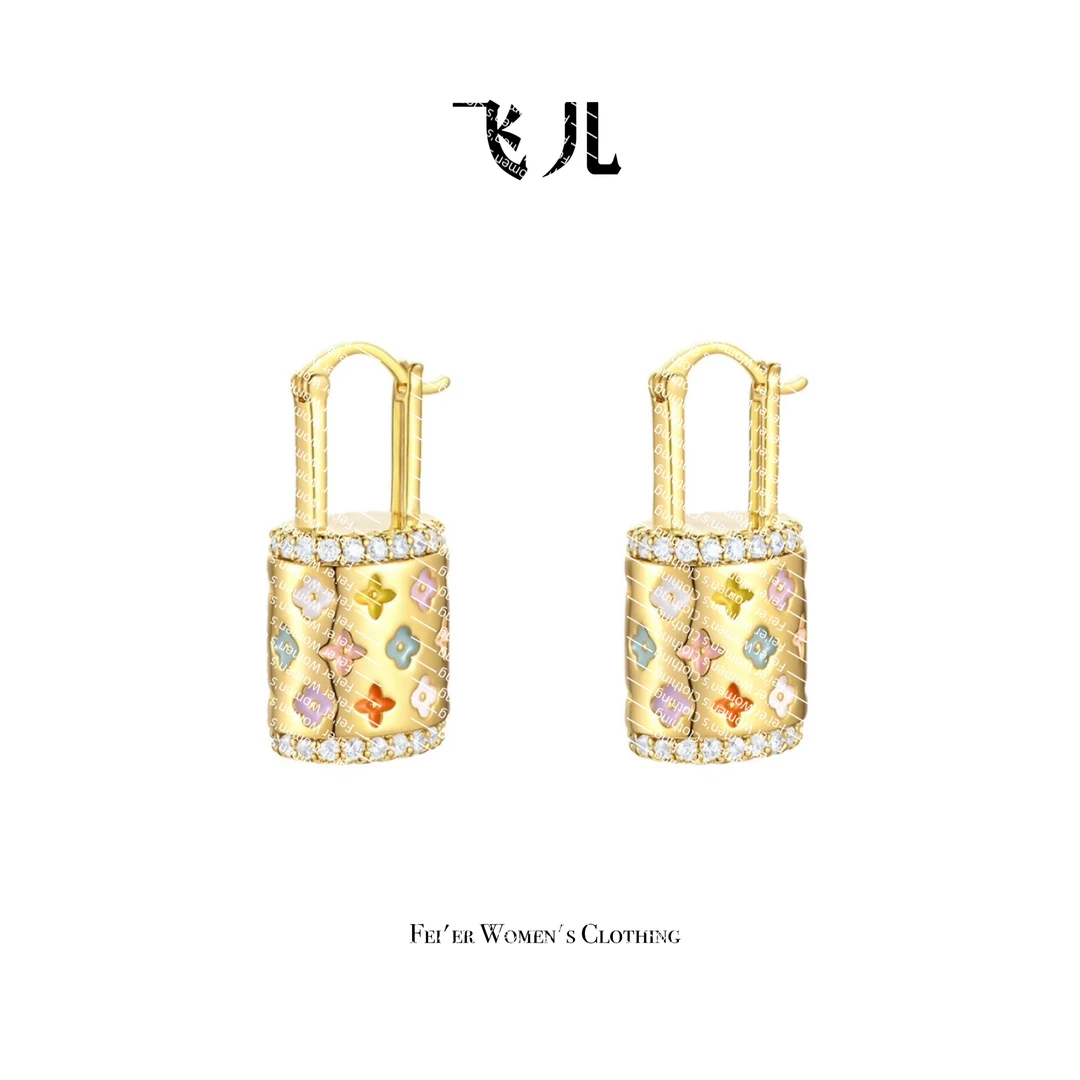 铜合金耳饰 飞儿【小花耳环】新款气质时尚百搭小众耳环