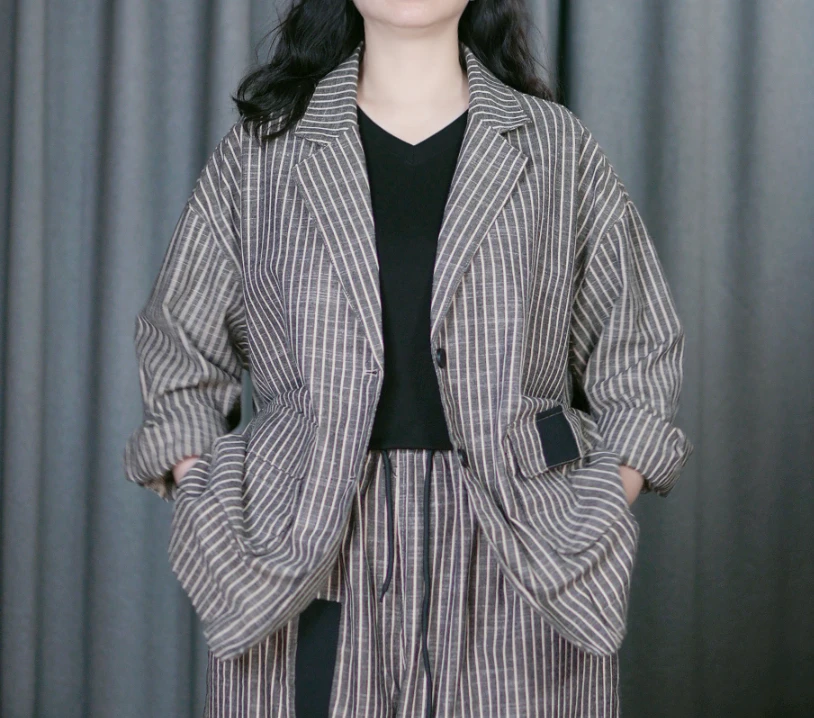 春款条纹大版西装外套Q0005