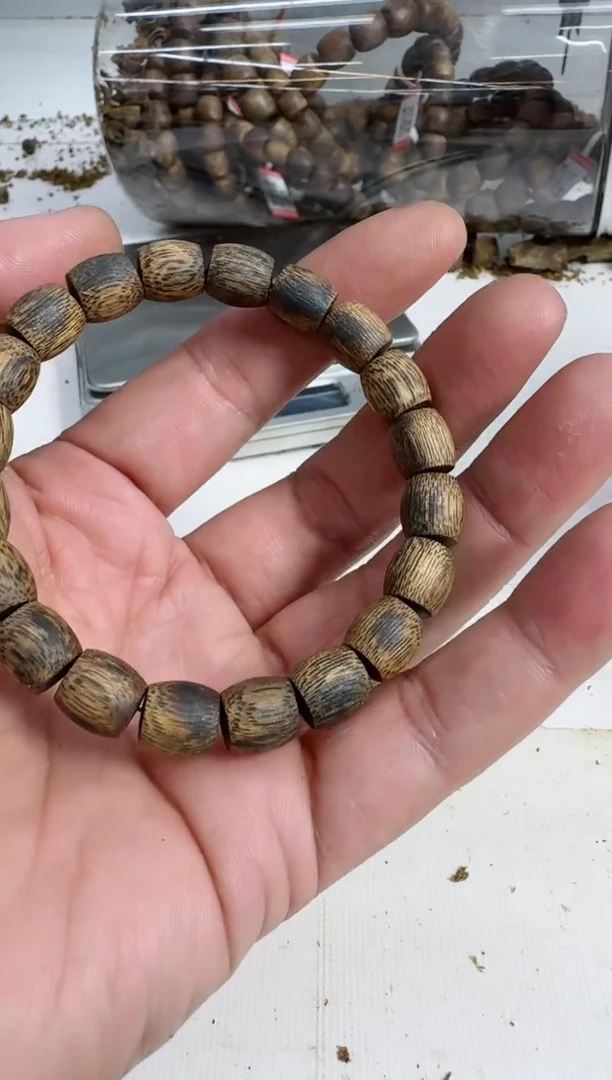 【闪购商品】沉香手串乌身0.9规格单圈8克鼓珠