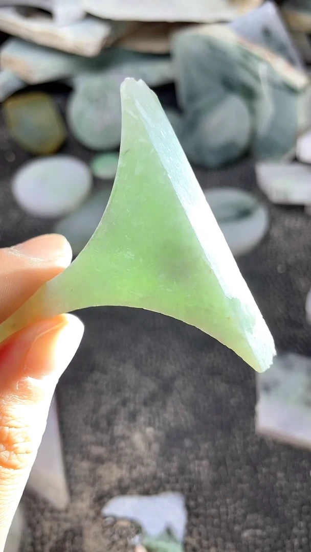 裸石翡翠天然A货翡翠板料