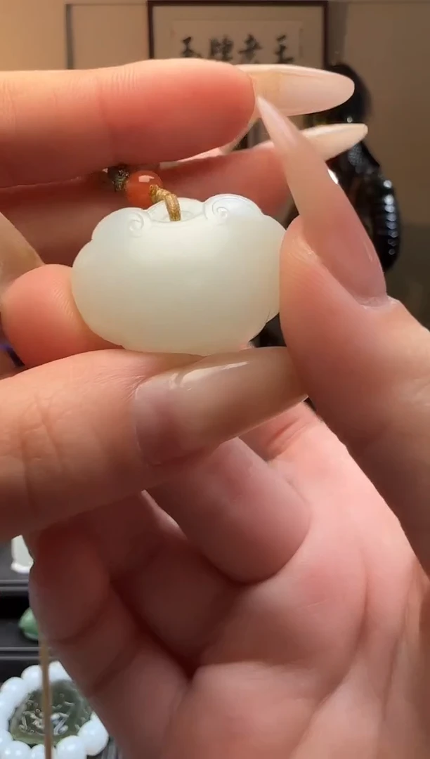 【闪购商品】和田玉白玉如意锁未镶嵌吊坠