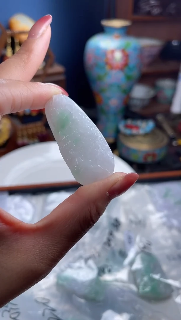 未镶嵌挂件翡翠高****功，120438