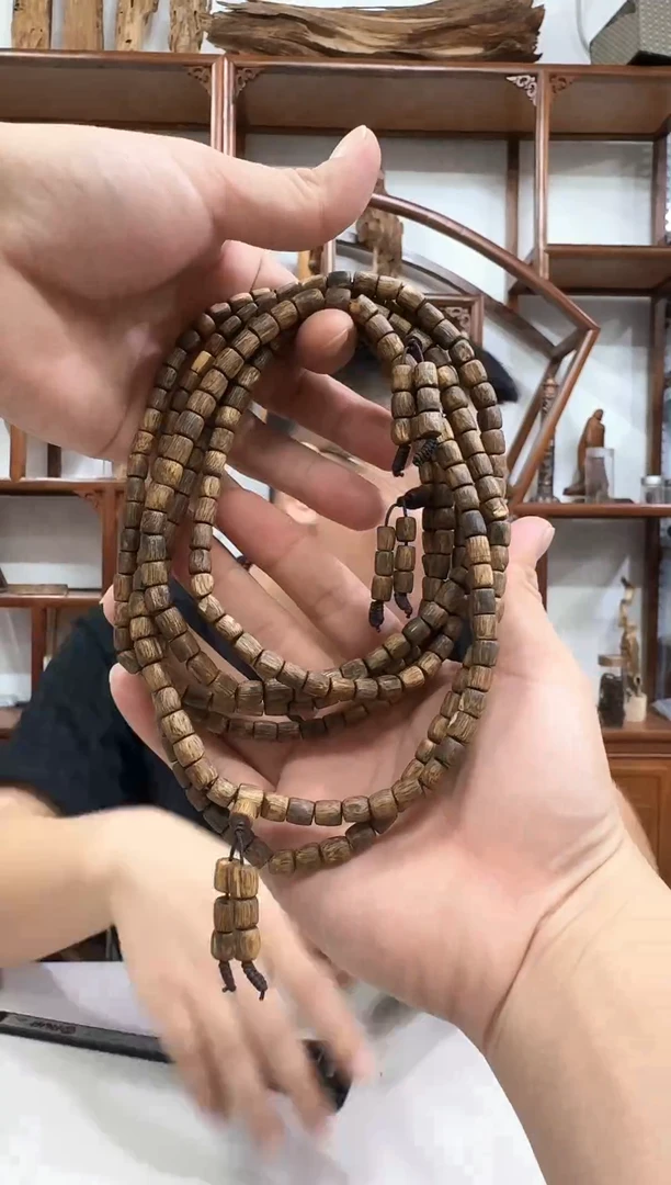 沉香手串尖峰岭 金沙叶桶珠随型多圈（大） 多样性发一