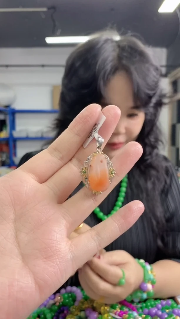 南红玛瑙未镶嵌颈饰多样性发其一颜色微差