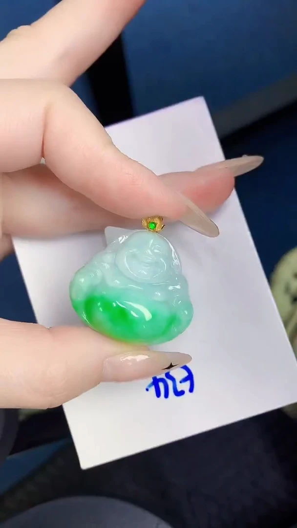 颈饰18K金镶嵌翡翠缅甸天然翡翠A货