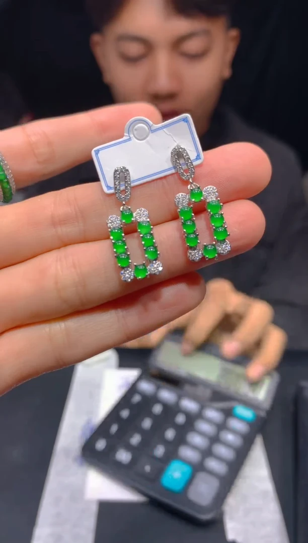 【闪购商品】定制翡翠未镶嵌90多样性发货（发其一）