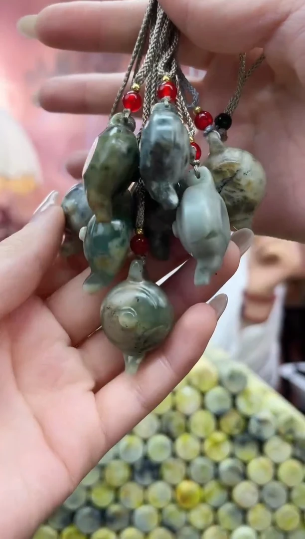 未镶嵌岫玉吊坠多样性发货拍一发一