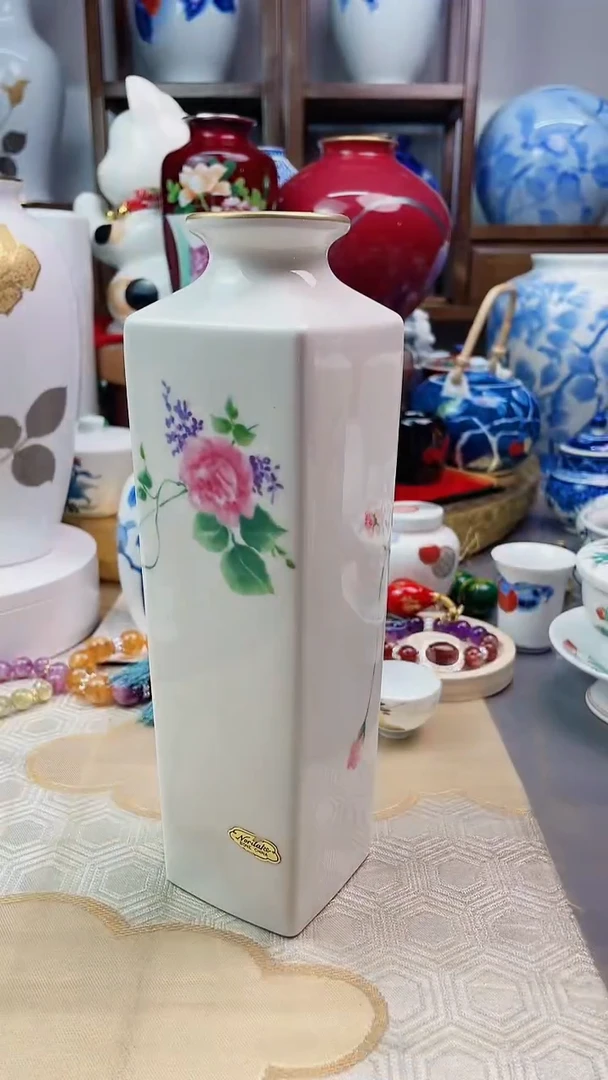 【闪购商品】盘则武花瓶一一一