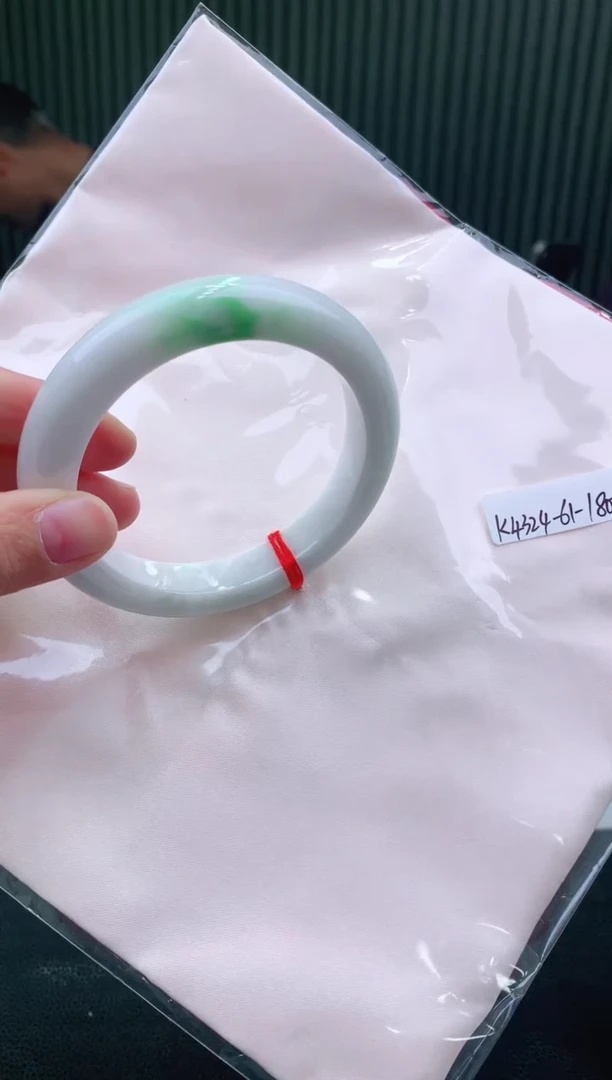 未镶嵌手镯翡翠61