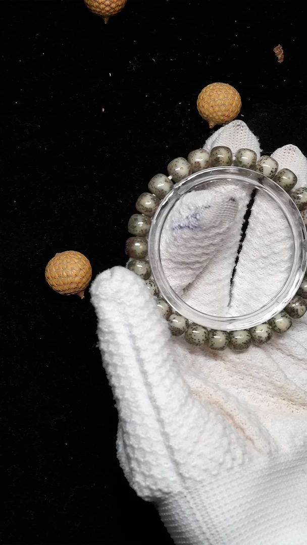 手串星月菩提1059-大眼睛黑冰料