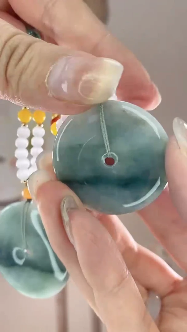 【闪购商品】翡翠吊坠(赠链)未镶嵌大平安扣X132