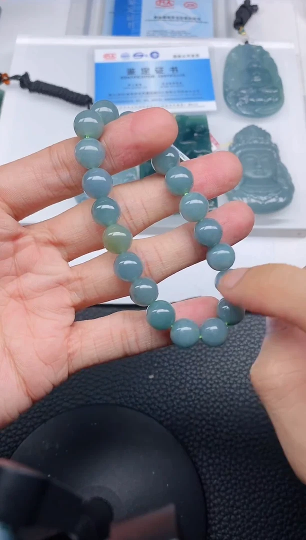 未镶嵌手串翡翠