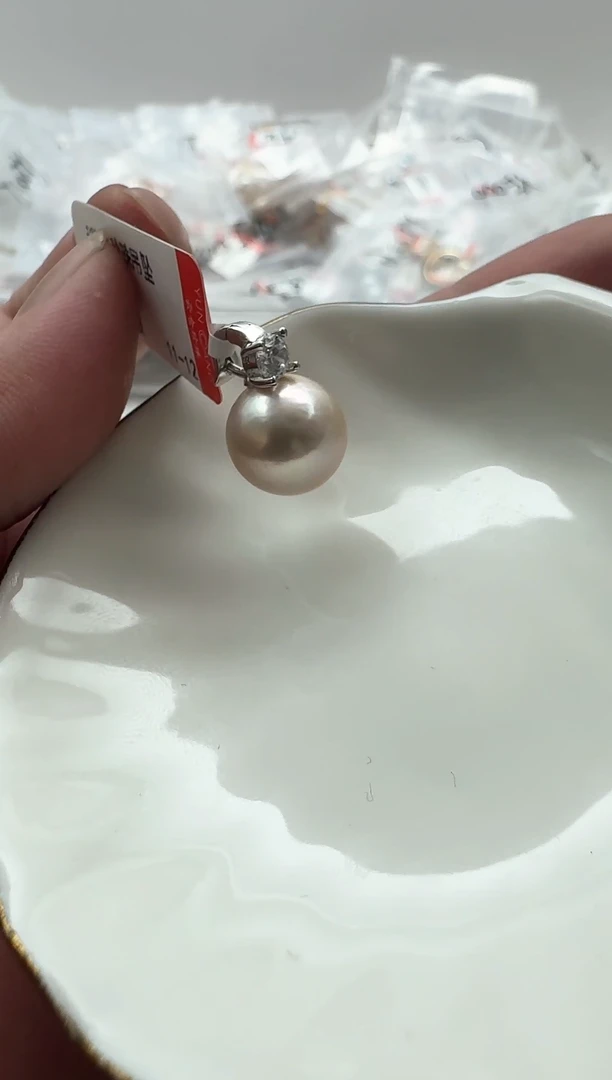 【闪购商品】淡水珍珠淡水珍珠吊坠银S925镶嵌淡水珍珠吊坠