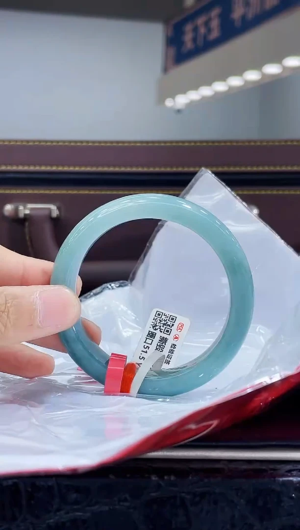 未镶嵌手镯翡翠13