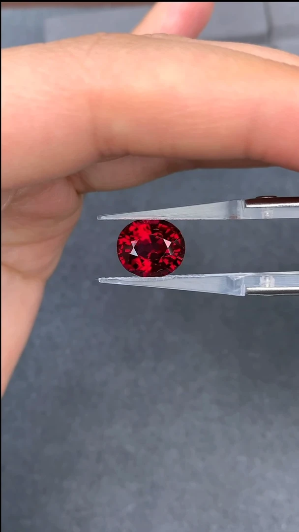 【闪购商品】石榴石无未镶嵌6.57克拉