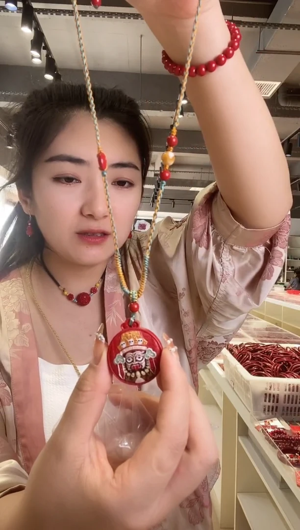 含辰砂工艺品333