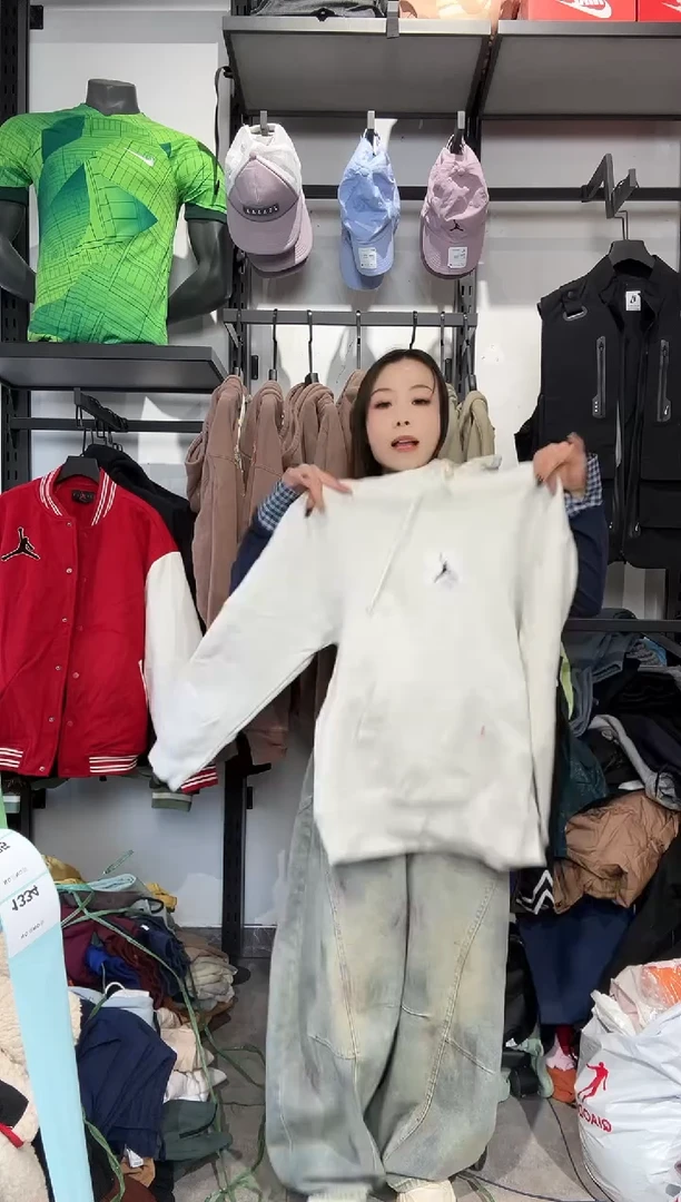 1334编码 瑕疵款直播间过款为准 尺码S