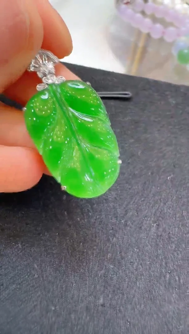 翡翠18K金镶嵌吊坠(不含链)多样性团购发一件