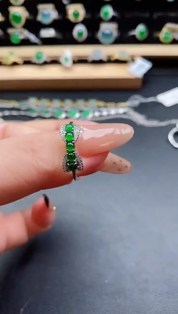 银S925镶嵌戒指翡翠1