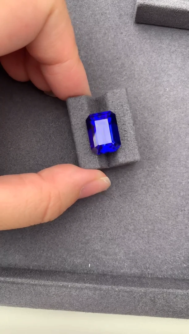 未镶嵌珠宝半成品坦桑石14.3ct坦桑石 GE 定制