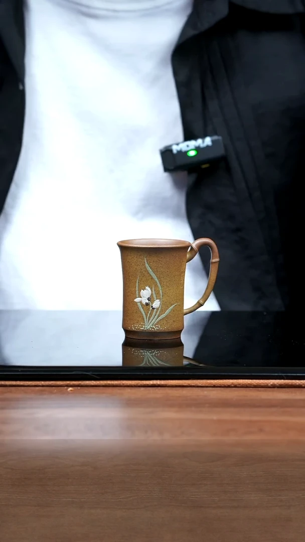 紫砂茶宠兰花杯（柴烧带把）